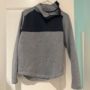 Women’s Vinyard Vines grey pullover